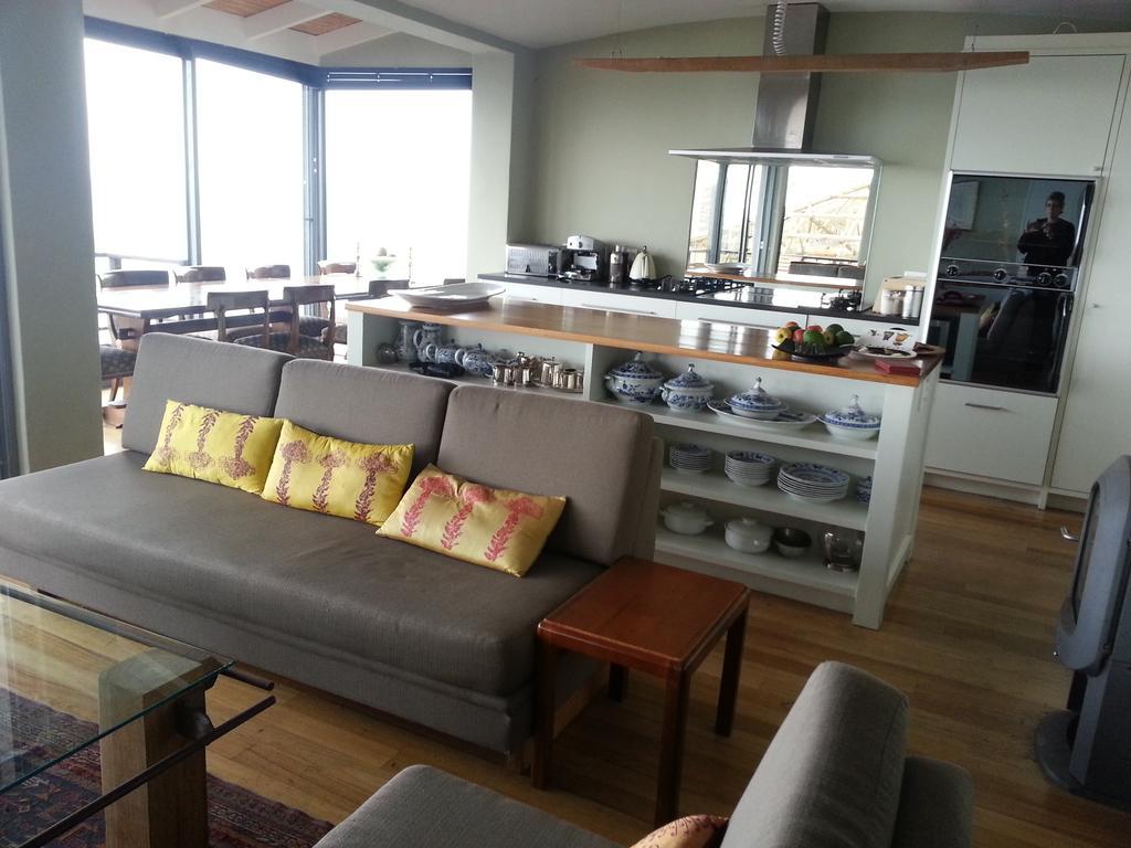 Seaview Apartment In Muizenberg Exterior photo