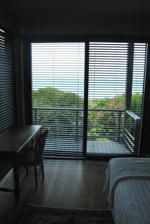 Seaview Apartment In Muizenberg Exterior photo